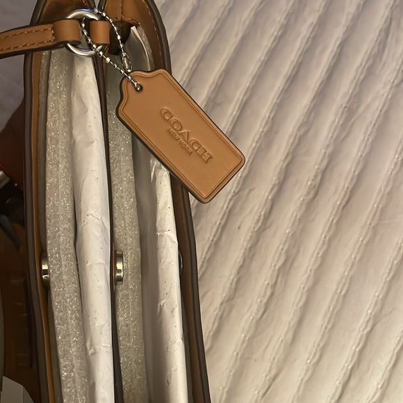 Coach handbag - Picture 9 of 11